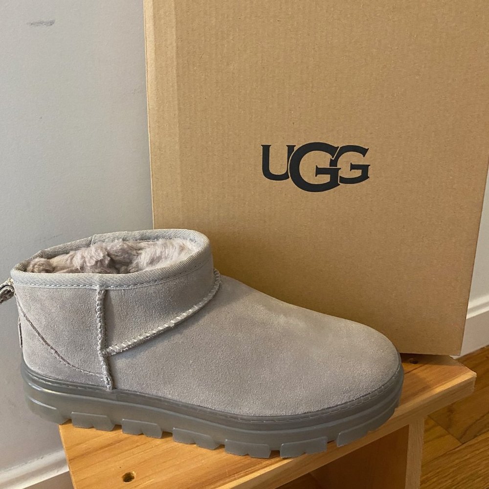 UGG Classic Ultra Mini Clear Bottom, *RARE*, New w/ box, Size 8